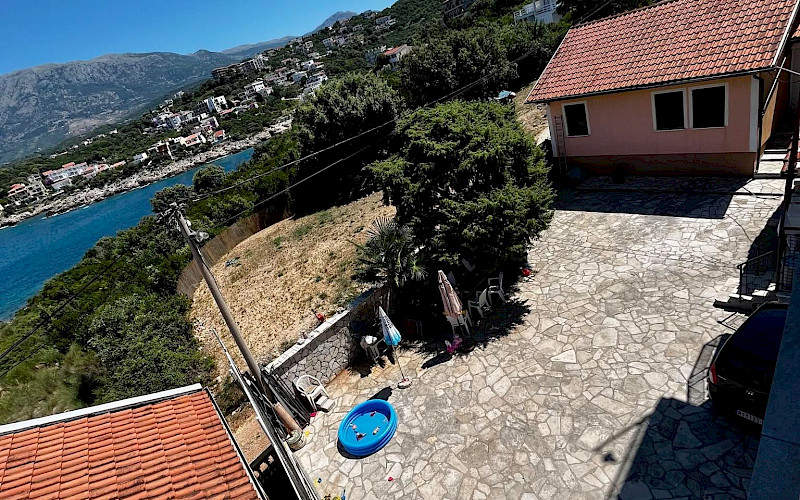 Apartment Complex Bojana